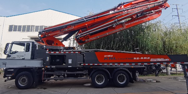 為什么32米泵車能高效泵送？以下幾點控制系統要注意