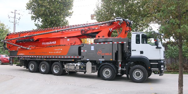 當(dāng)混凝土泵車操作不當(dāng)時(shí)的危害有哪些？