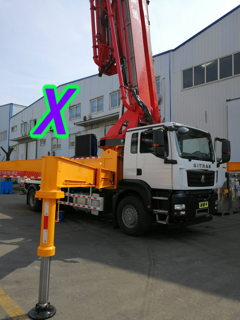 青島小型混凝土泵車價格 (2)