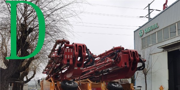 混凝土泵車較混凝土輸送泵的優勢有什么？