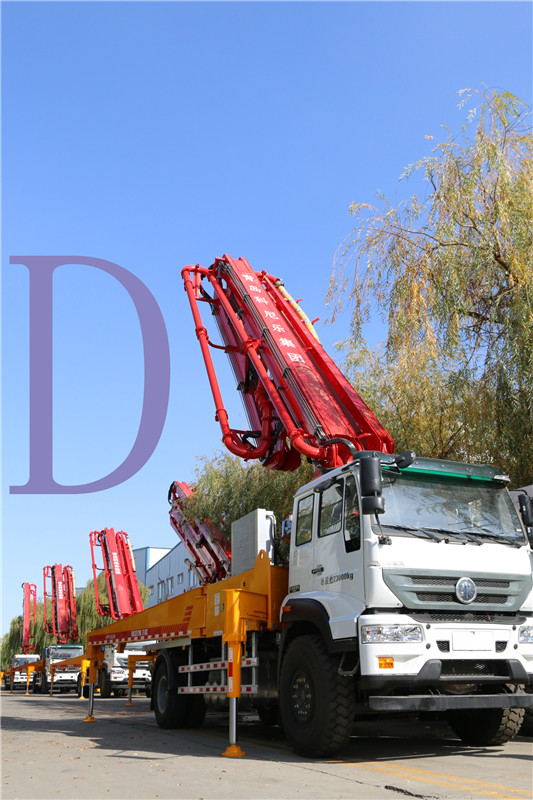 青島混凝土泵車價格 (4)