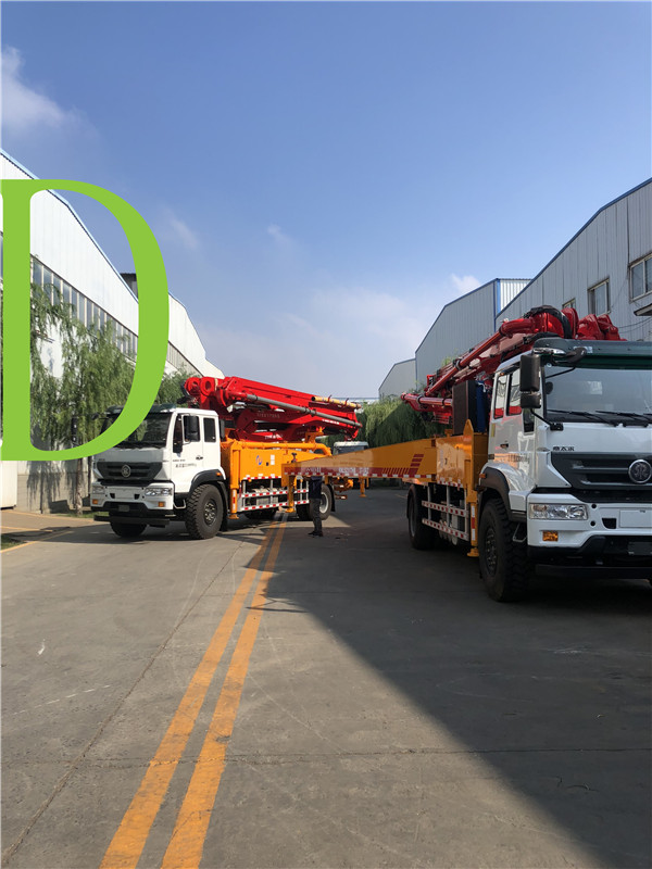 青島混凝土泵車(chē)價(jià)格 (2)