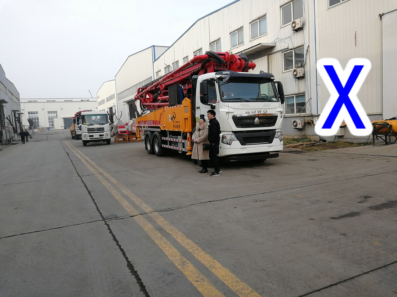 青島小型混凝土泵車價(jià)格 (52)