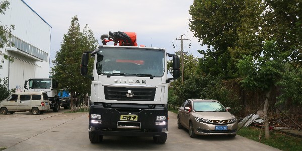 泵車如何減輕自重？