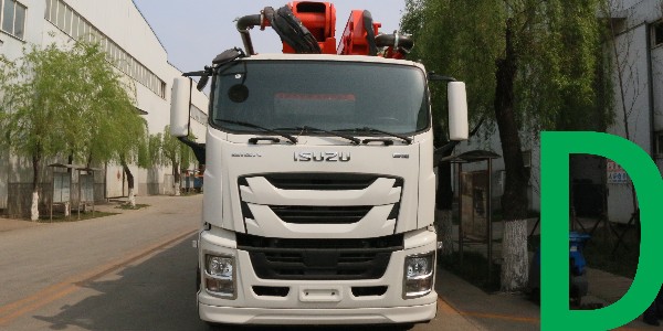 采用直接打水法清洗混凝土泵？